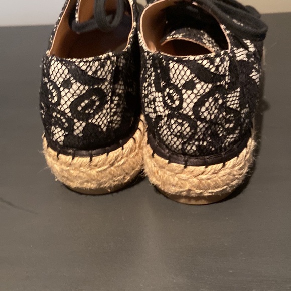 J/Slides Lace Espadrilles - Picture 4 of 6